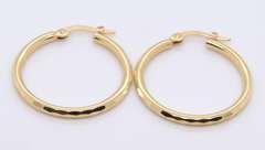 Nice Yellow Gold Small Hoop Earrings