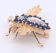 Cute Yellow Gold Sapphire and Diamond Bee Brooch