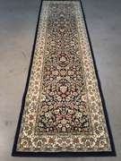 BELGIUM BLEND OF CLASSIC AND MODERN RUNNER 8'