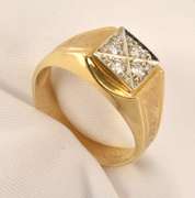 Nicely Designed Man's Diamond Ring