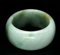 Unique all natural 39.41ct Jadite Jade ring