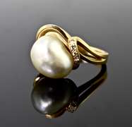 Unique 14K Baroque Pearl Ring