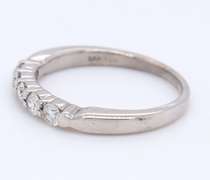 Sparkling White Gold 5 Stone Shared Prong Diamond Band