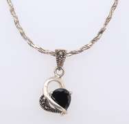 Vintage Sterling Silver Black onyx Heart Shaped Pendant on Chain