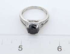 Elegant Lady's Black Diamond Ring