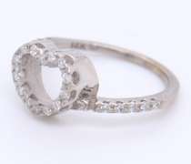 Sparkling White Gold Diamond Heart Ring