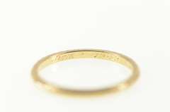 14K Yellow Gold 1940's Vine Pattern Classic Wedding Band Ring