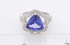 Tempting Tanzanite & Diamond Ring