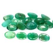 Heavy 7.65ct 18 piece Zambian Emerald set
