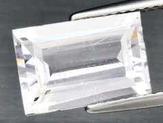 Collectors 3.27ct diamond white Scapolite