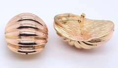 Beautiful Yellow Gold Carved Shrimp Dome Clip on Earrings