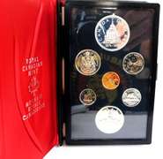 1976 Royal Canadian Mint Coin Set with Silver Dollar
