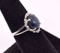 Gorgeous 6.65CTS Cabochon-Cut Star Sapphire & 0.09CTW Diamond Ring in Sterling Silver