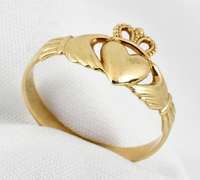 14k Irish Claddaugh Ring
