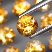 Ravishing 8.67ct top golden eye clean Citrine set