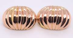 Beautiful Yellow Gold Carved Shrimp Dome Clip on Earrings