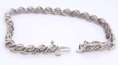 Powerful White Gold 1.15ctw Diamond Wave Barcelet