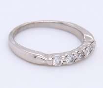 Sparkling White Gold 5 Stone Shared Prong Diamond Band