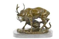 Confrontation Between Lion and Elk Deer Bronze Statue