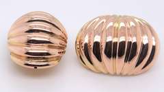 Beautiful Yellow Gold Carved Shrimp Dome Clip on Earrings