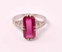 Amazing Vintage Ruby Ring in 14KT