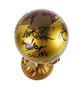 Scarface Cast Al Pacino Plus Signed Official World Is Yours Statue ACOA