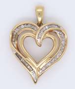 Beautiful Yellow Gold Diamond Heart Charm