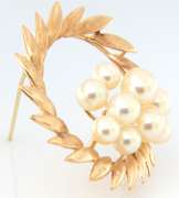 Vintage Yellow Gold Pearl Cluster Brooch