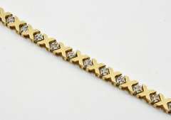 Sweet Hugs & Kisses Diamond Bracelet