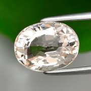 Simply gorgeous 2.20ct VS UNHEATED whisper peach Morganite