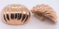 Handsome Yellow Gold Carved Shrimp Dome Clip on Earrings