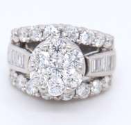 Magnificent White Gold 4ctw Cluster Diamond Ring