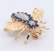 Cute Yellow Gold Sapphire and Diamond Bee Brooch