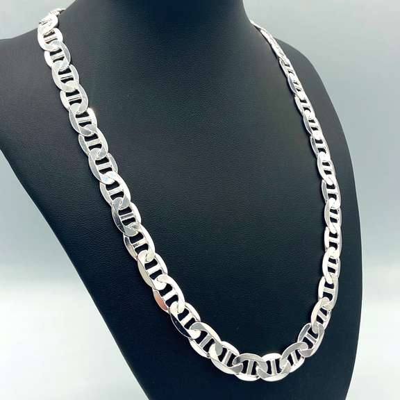 Sleek Italian Silver Mariner Chain Necklace