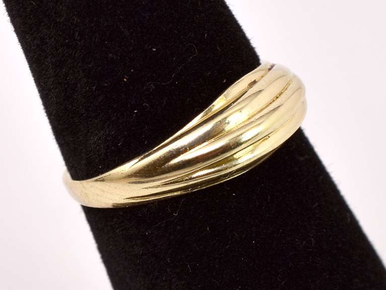 Petite Dome Style Ring in 14K Yellow Gold