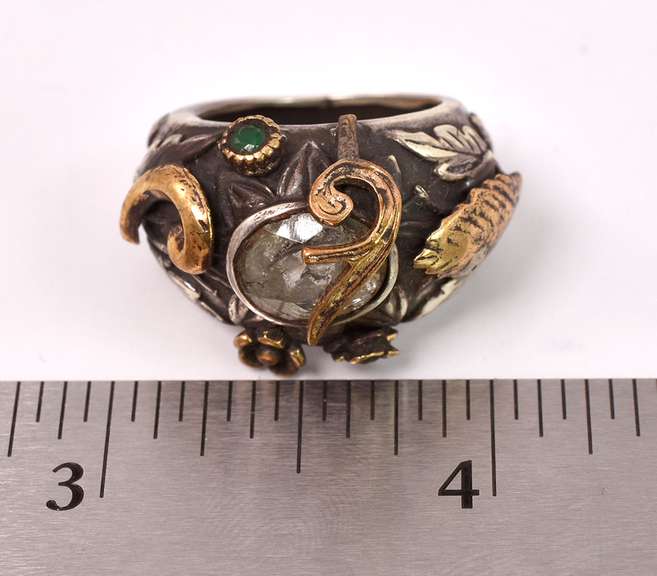 Lovely Floral Approx. 3.70CTS Aquamarine Ring in Sterling Silver