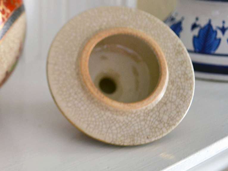 Japan Lidded Ginger Spice Jar Vase With a Crackle Finish and Sailing Vessels Pattern