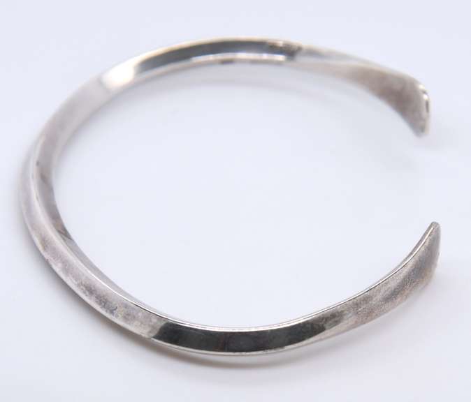 Vintage Sterling Silver Signed Cuff Bangle