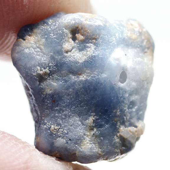 Real raw Sapphire weighing 17.34 carats