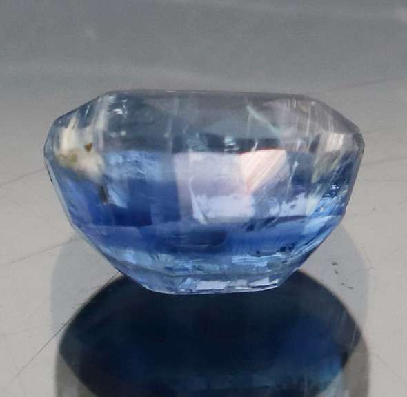Stunning 2.57ct sapphire blue Kyanite