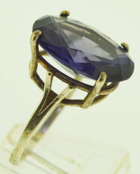Sterling silver Purple Topaz Oval Ring