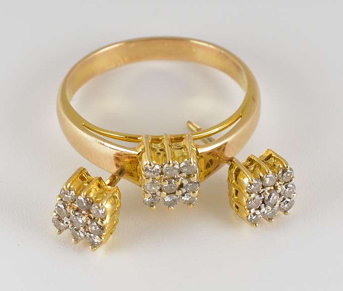 Nice Diamond & Gold Ring & Earring Suite