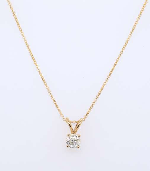Majestic Yellow Gold Round Brilliant Cut Diamond Pendant on Chain