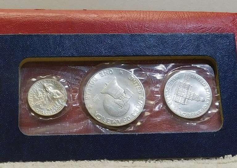 1976 3 pc Silver 40% Mint Set, OGP