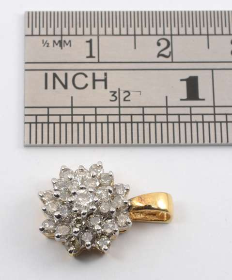 Sparkling 1 ct. Total Weight Dia. Cluster Pendant