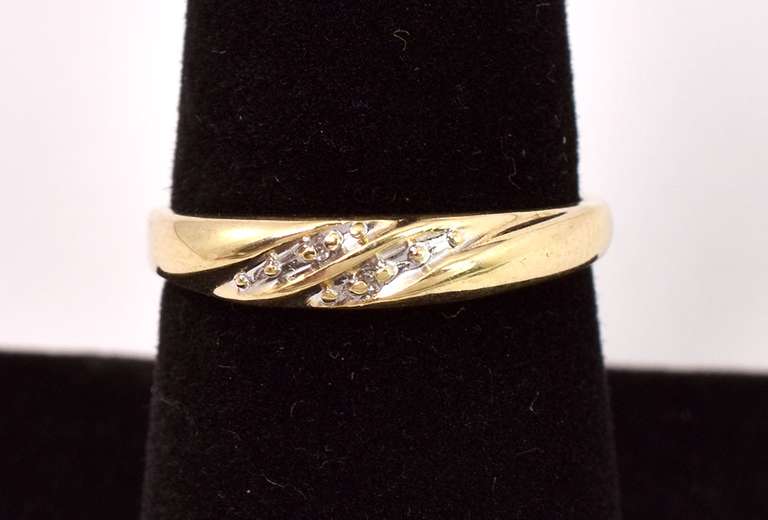 Beautiful Diamond Band Ring in Yellow Gold