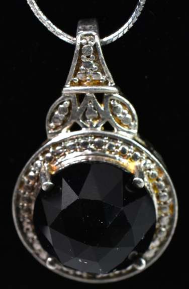 Sterling Silver Onyx Pendant