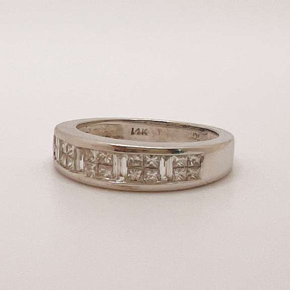 14kt White Gold & Diamond Band Ring