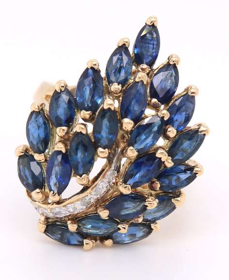 Attractive Yellow Gold Marquise Sapphire Cluster Earrings and Ring Set