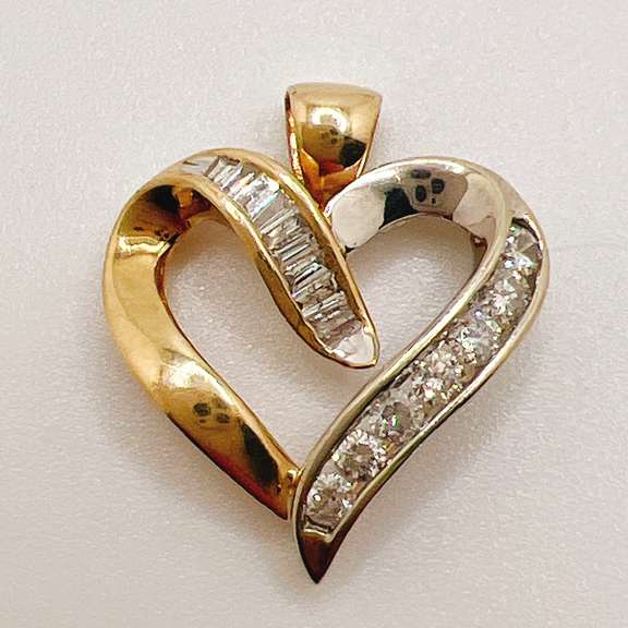 10kt Solid Yellow Gold & Diamond Pendant